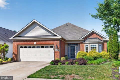 Photo of 11271 Yellowstone Court, WHITE PLAINS, MD 20695 (MLS # MDCH2055360)