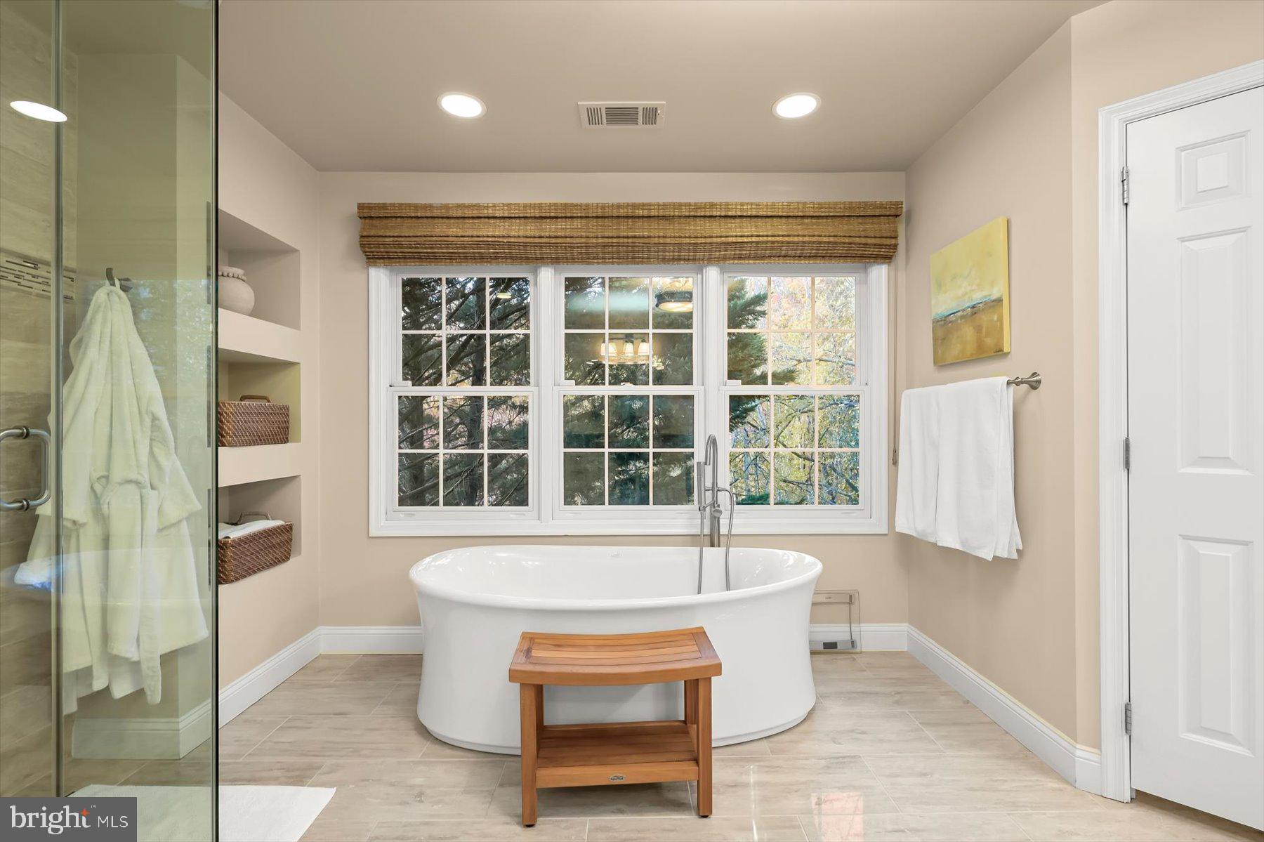 RIVER FALLS - Residential