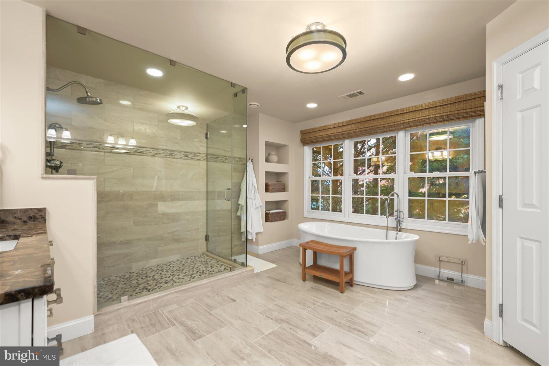 RIVER FALLS - Residential