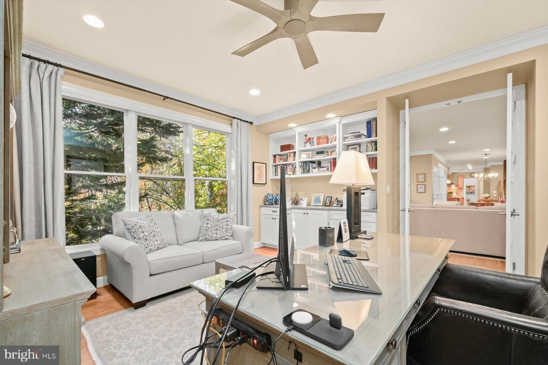 RIVER FALLS - Residential