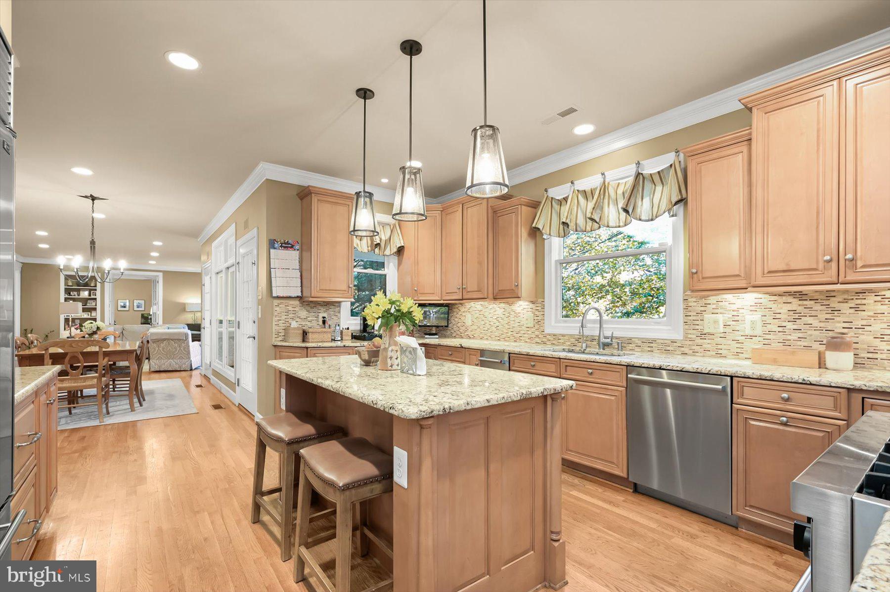 RIVER FALLS - Residential