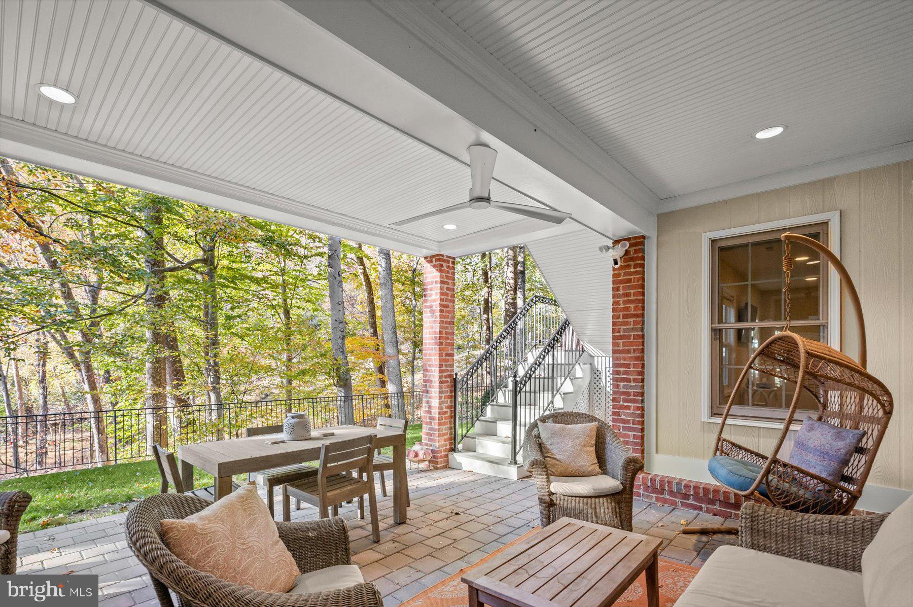 RIVER FALLS - Residential