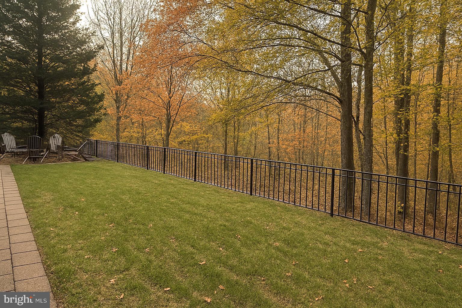 RIVER FALLS - Residential