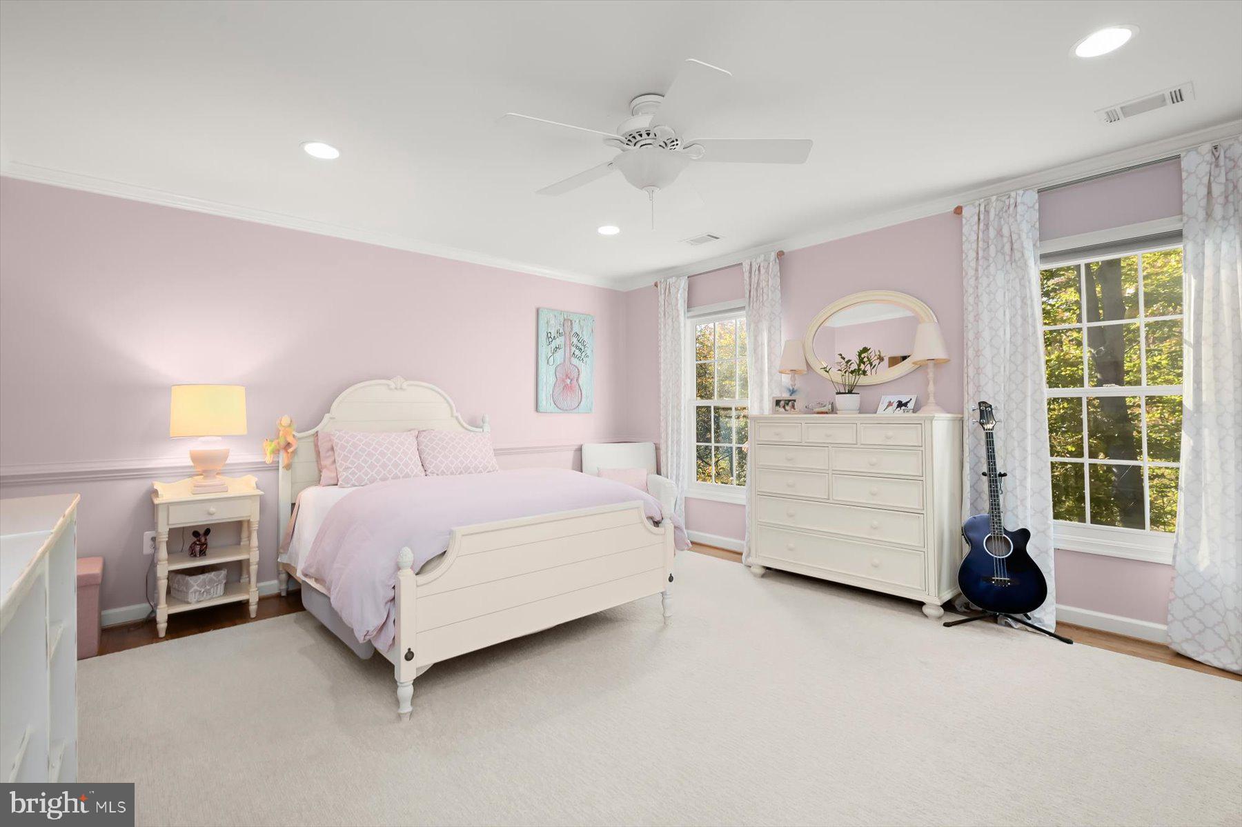 RIVER FALLS - Residential