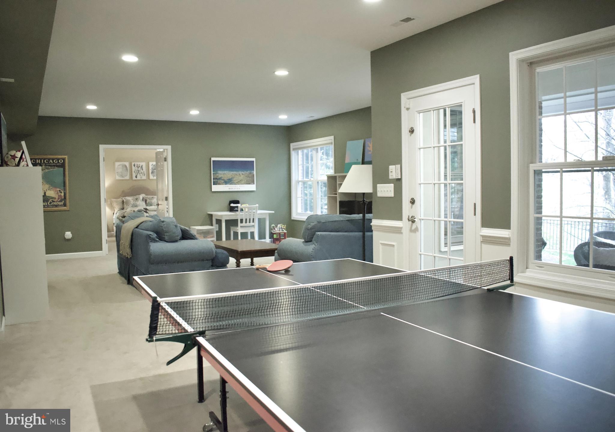 RIVER FALLS - Residential