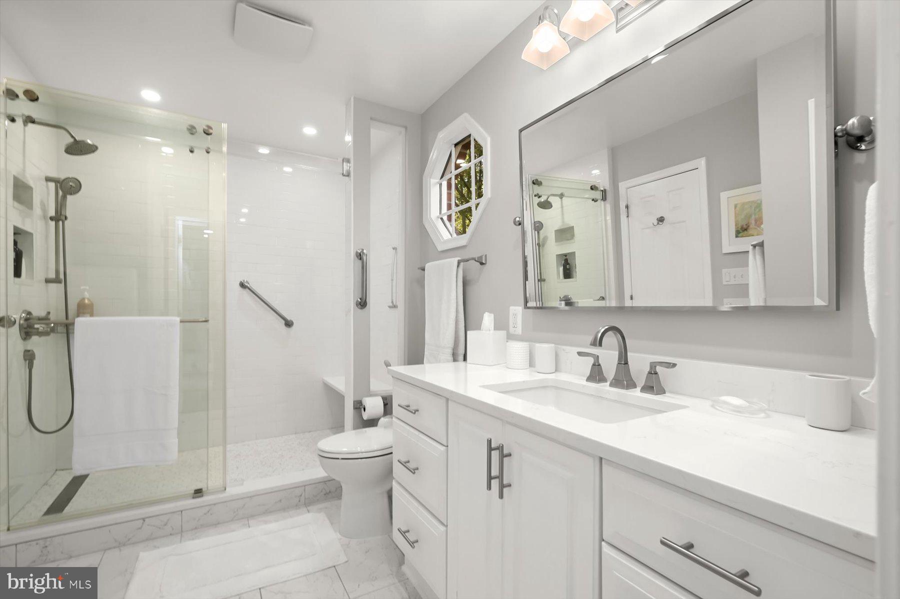 RIVER FALLS - Residential