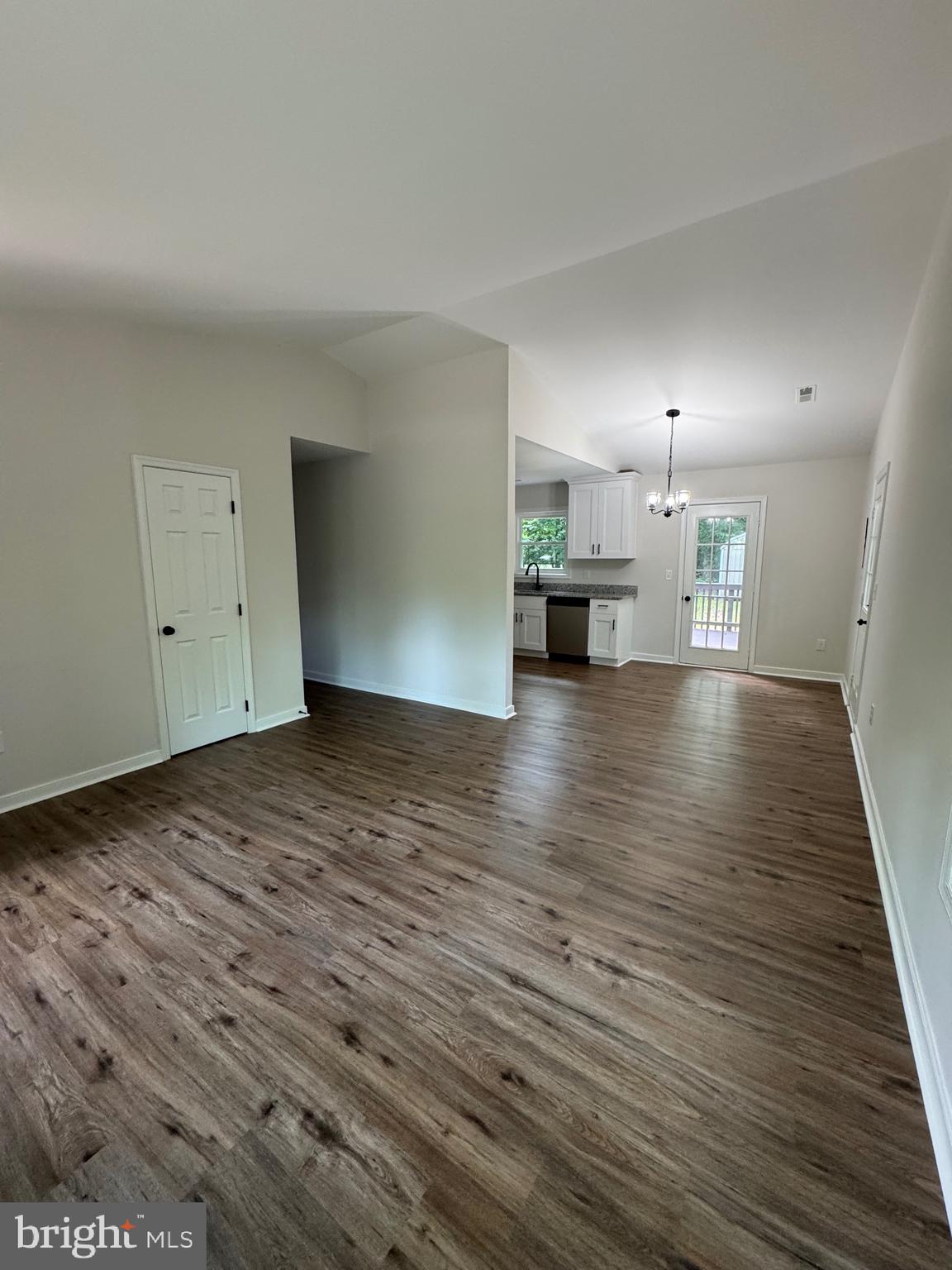 STRATFORD HARBOUR - Residential