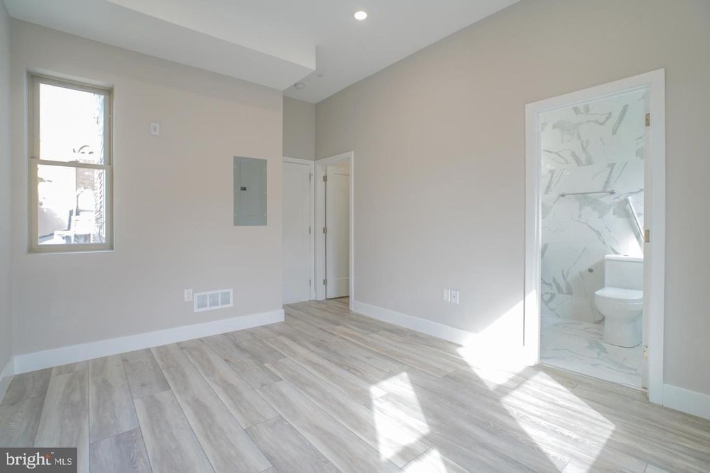 Photo of 1068 N Front Street, PHILADELPHIA, PA 19123 (MLS # PAPH2472142)