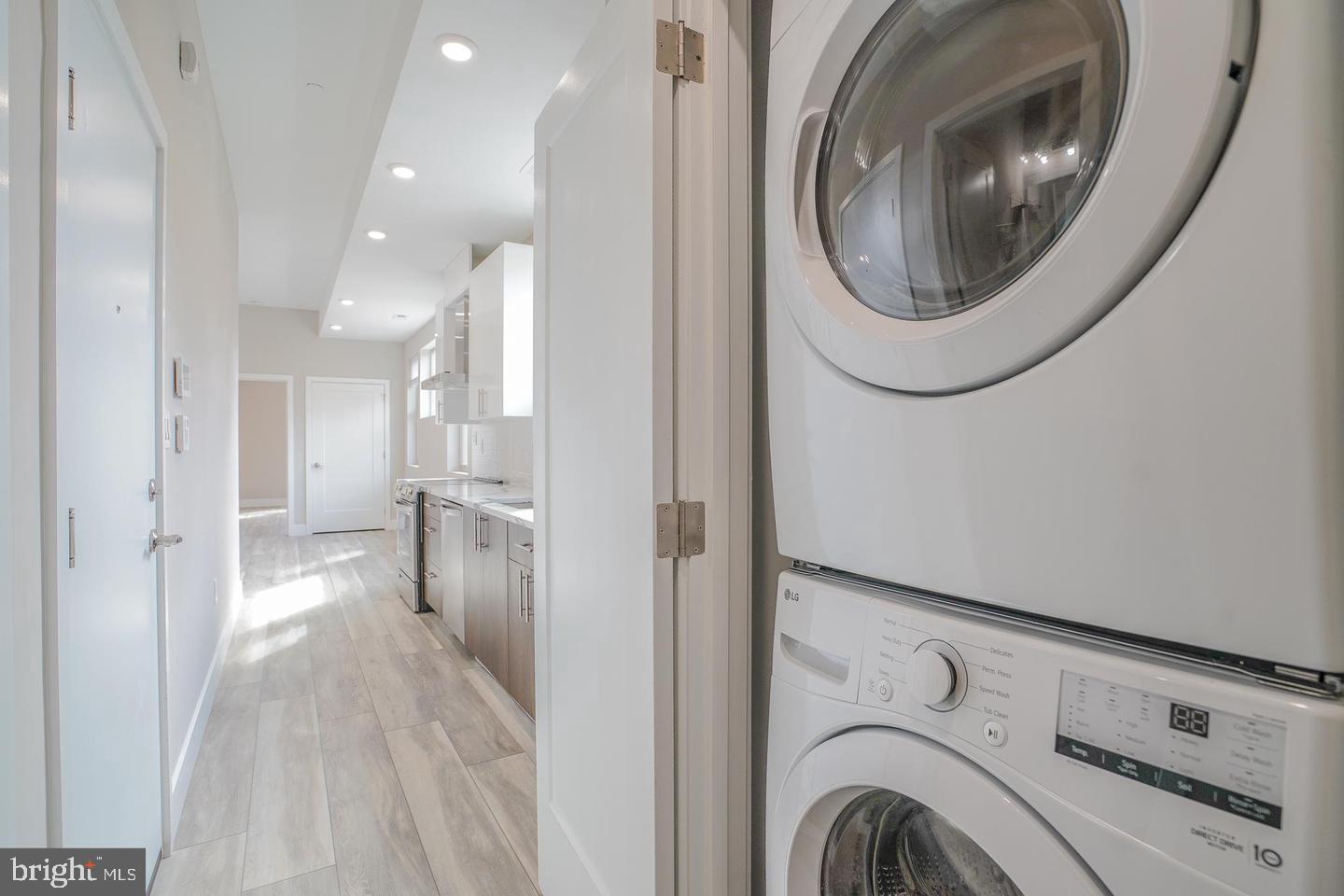 NORTHERN LIBERTIES - Commercial Sale