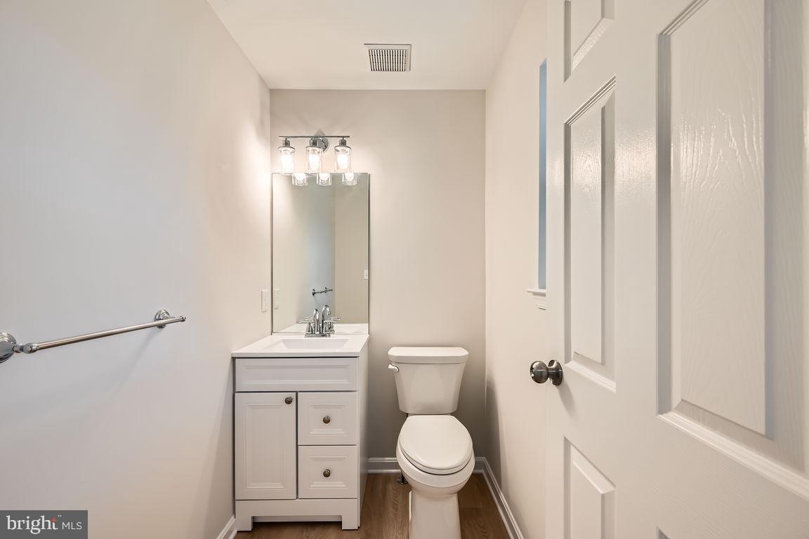 FAIRWIND FARMS - Residential Lease