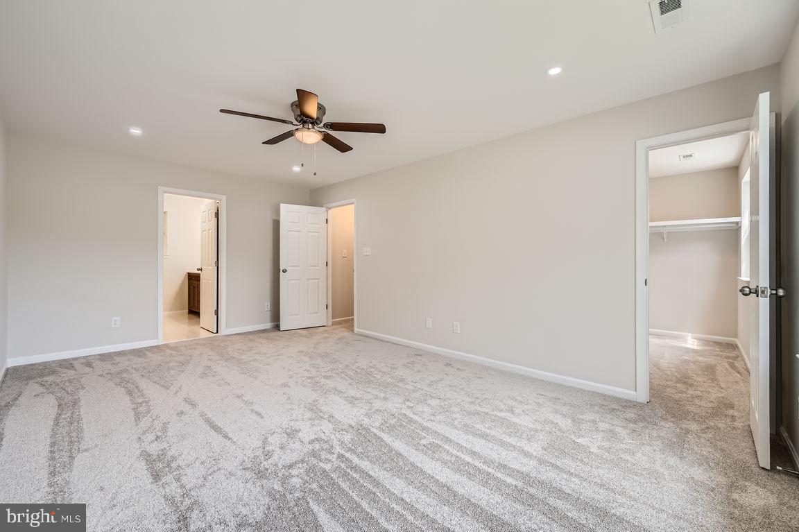 FAIRWIND FARMS - Residential Lease