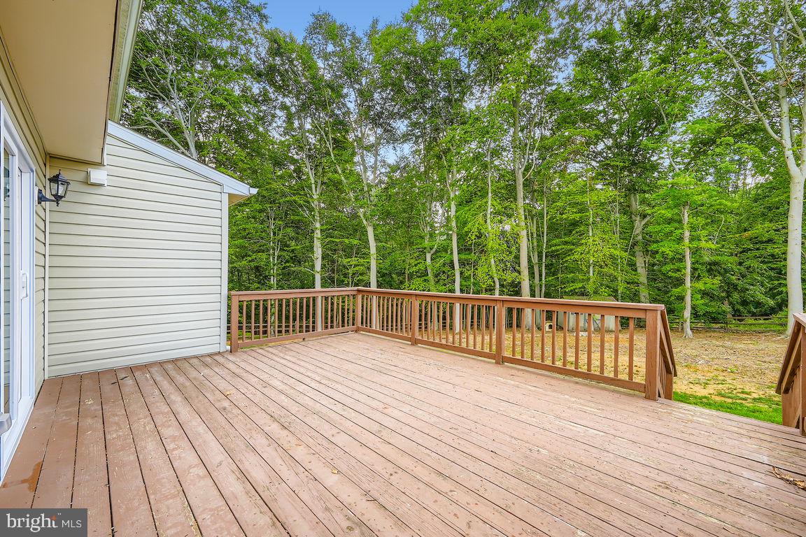 FAIRWIND FARMS - Residential Lease