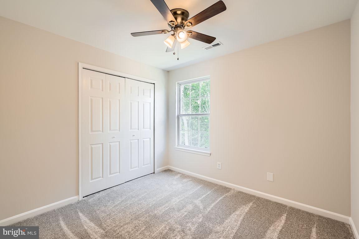 FAIRWIND FARMS - Residential Lease