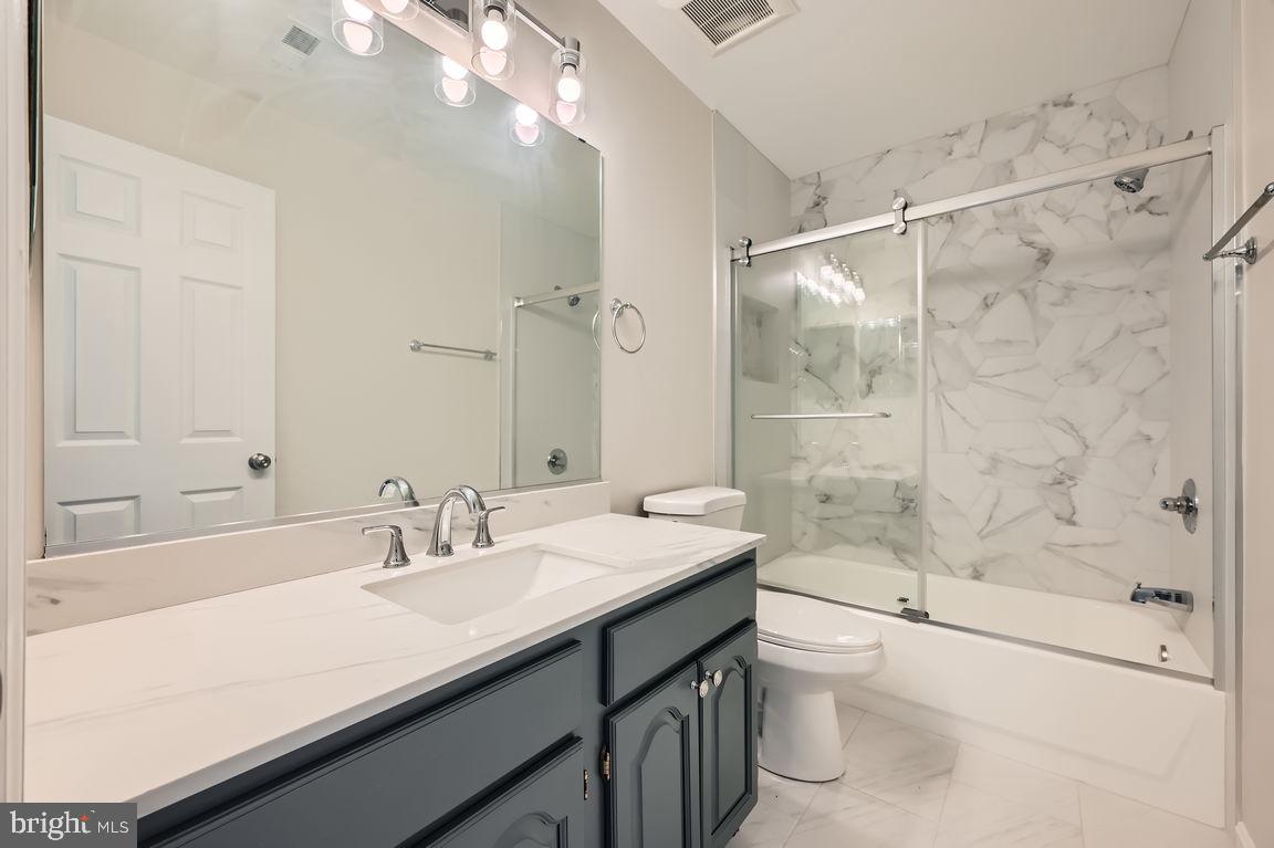 FAIRWIND FARMS - Residential Lease