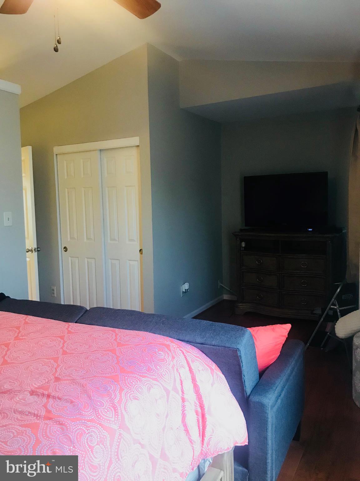 WAYSIDE VILLAGE - Residential Lease