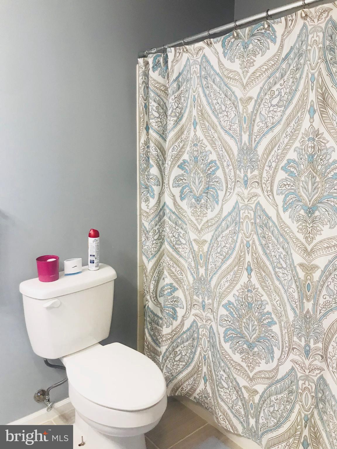 WAYSIDE VILLAGE - Residential Lease