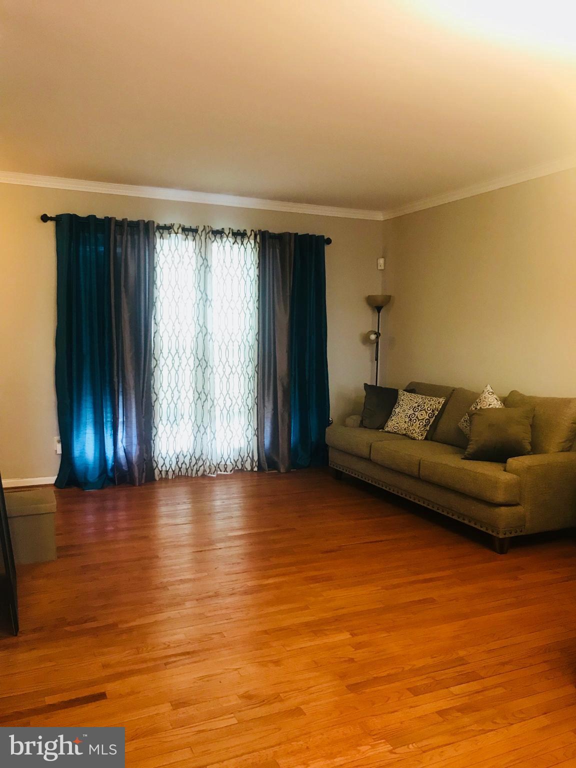 WAYSIDE VILLAGE - Residential Lease