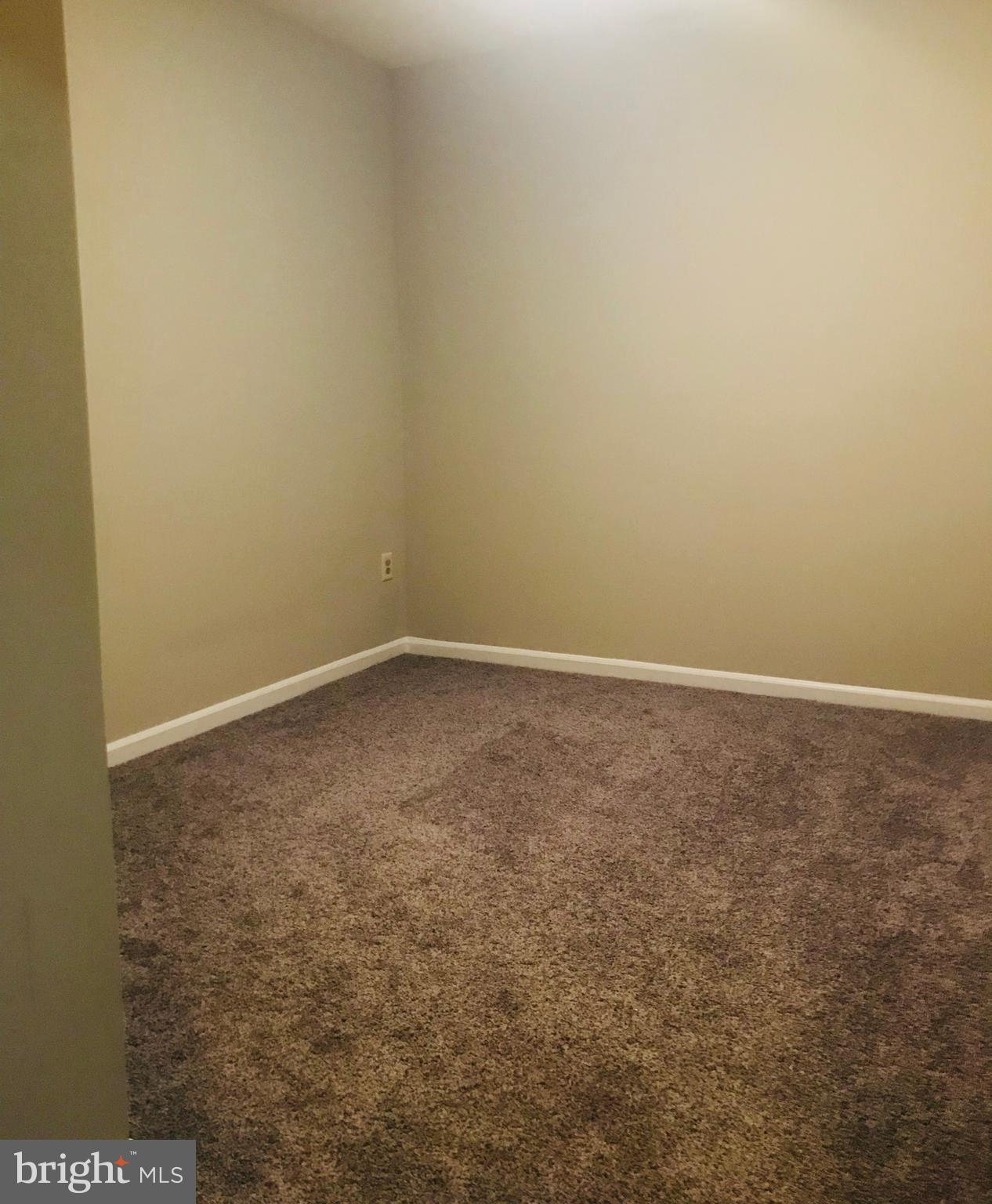 WAYSIDE VILLAGE - Residential Lease