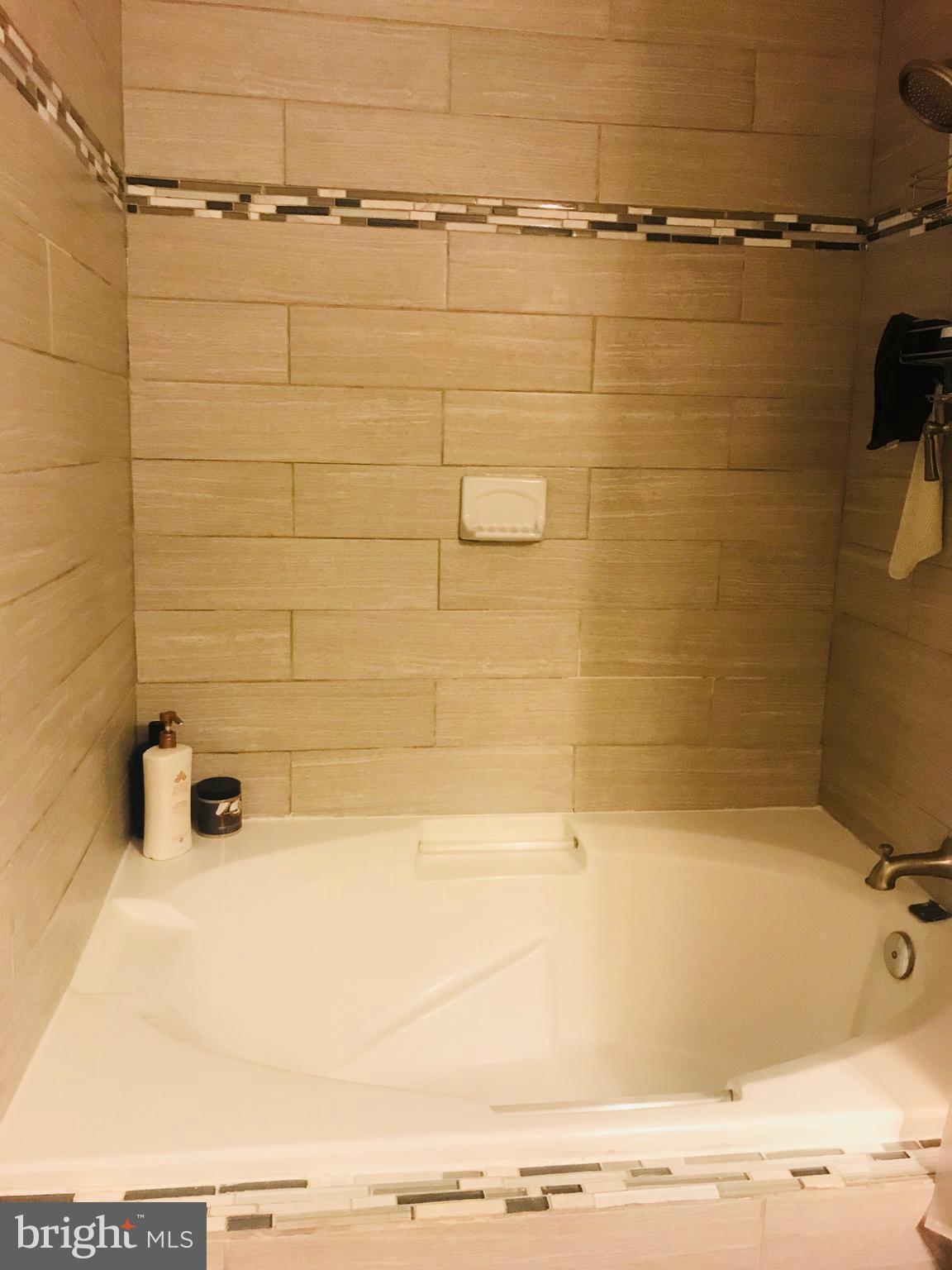 WAYSIDE VILLAGE - Residential Lease