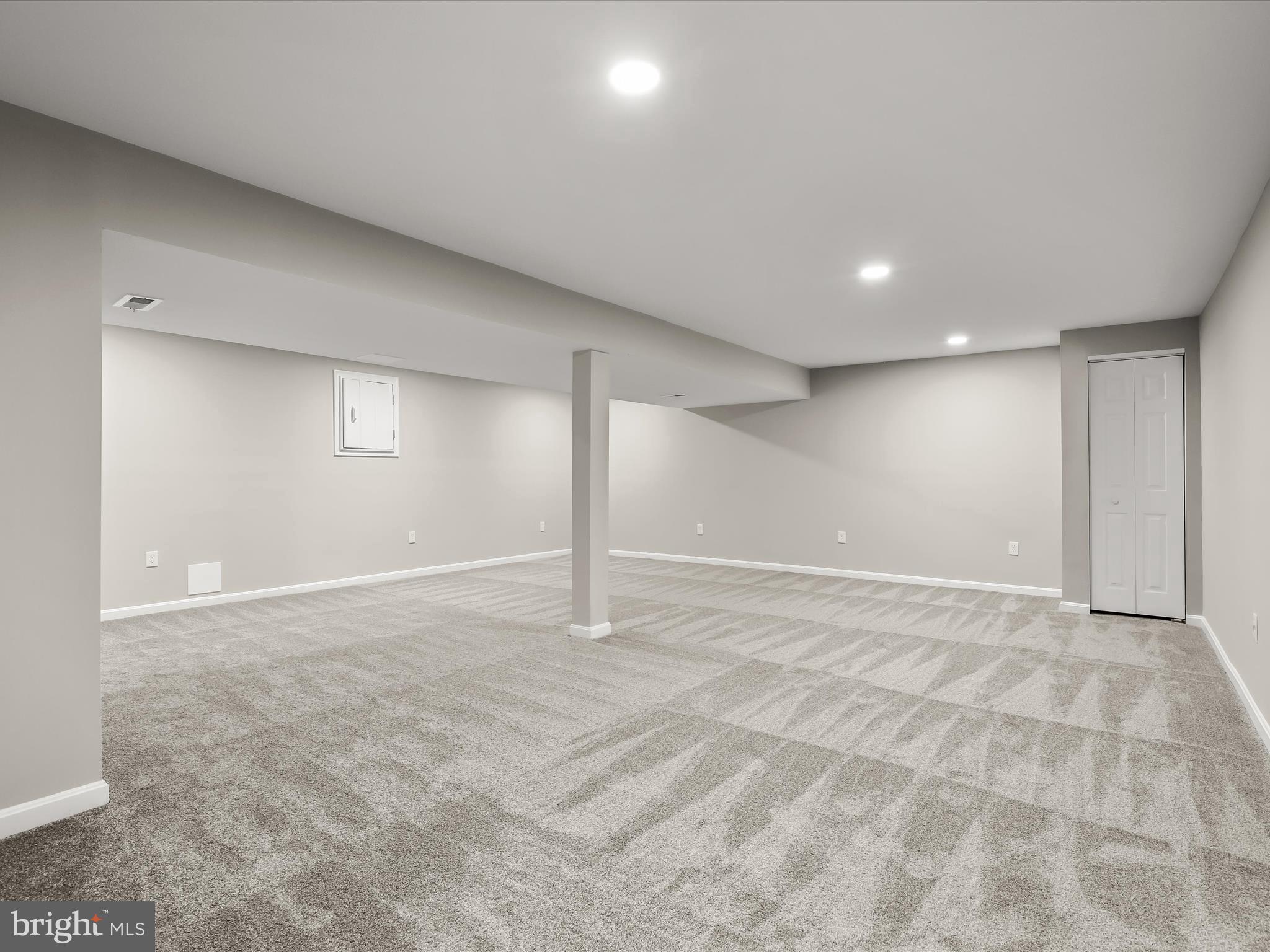 VILLAGE OF OWEN BROWN - Residential