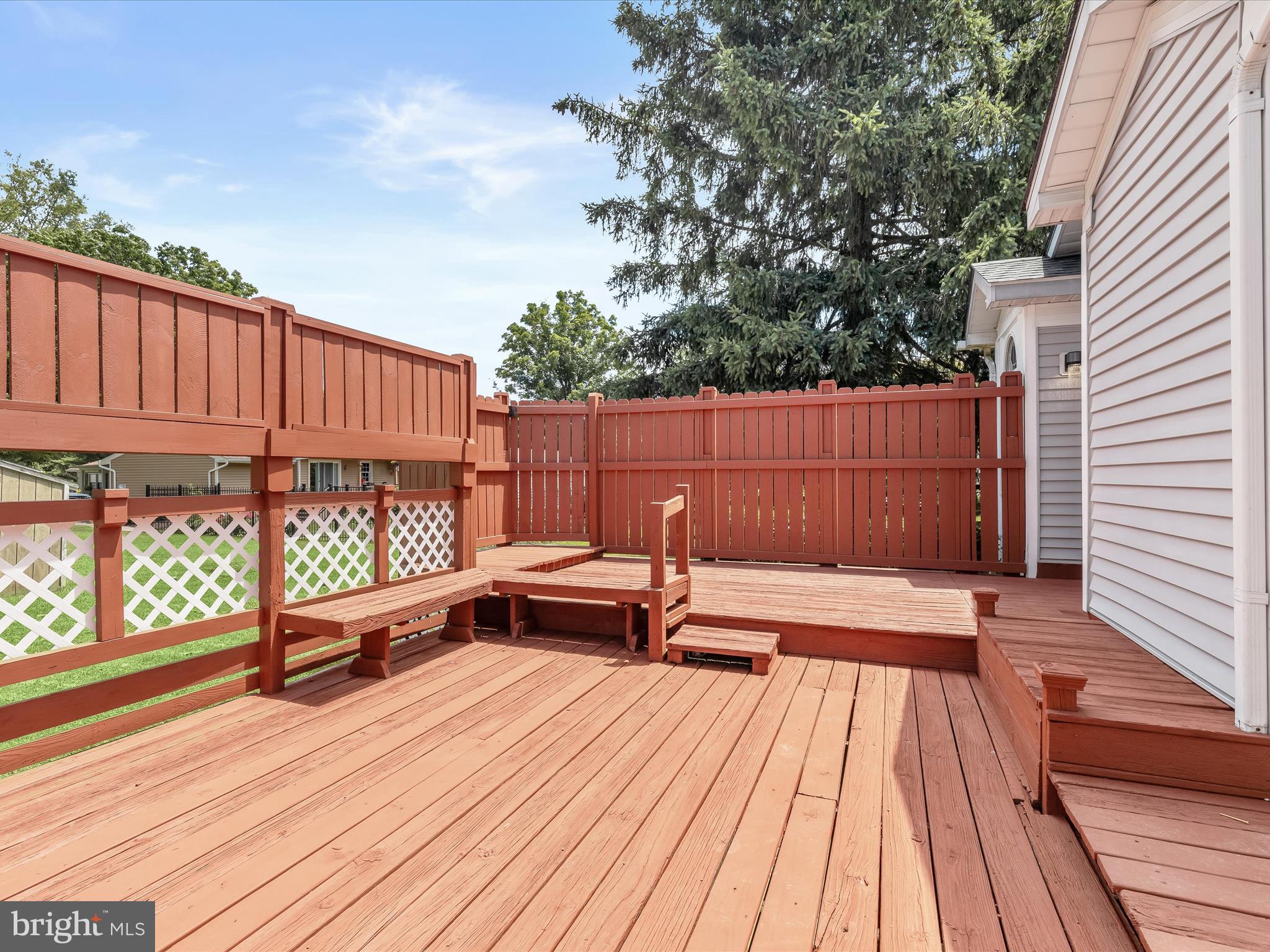 VILLAGE OF OWEN BROWN - Residential