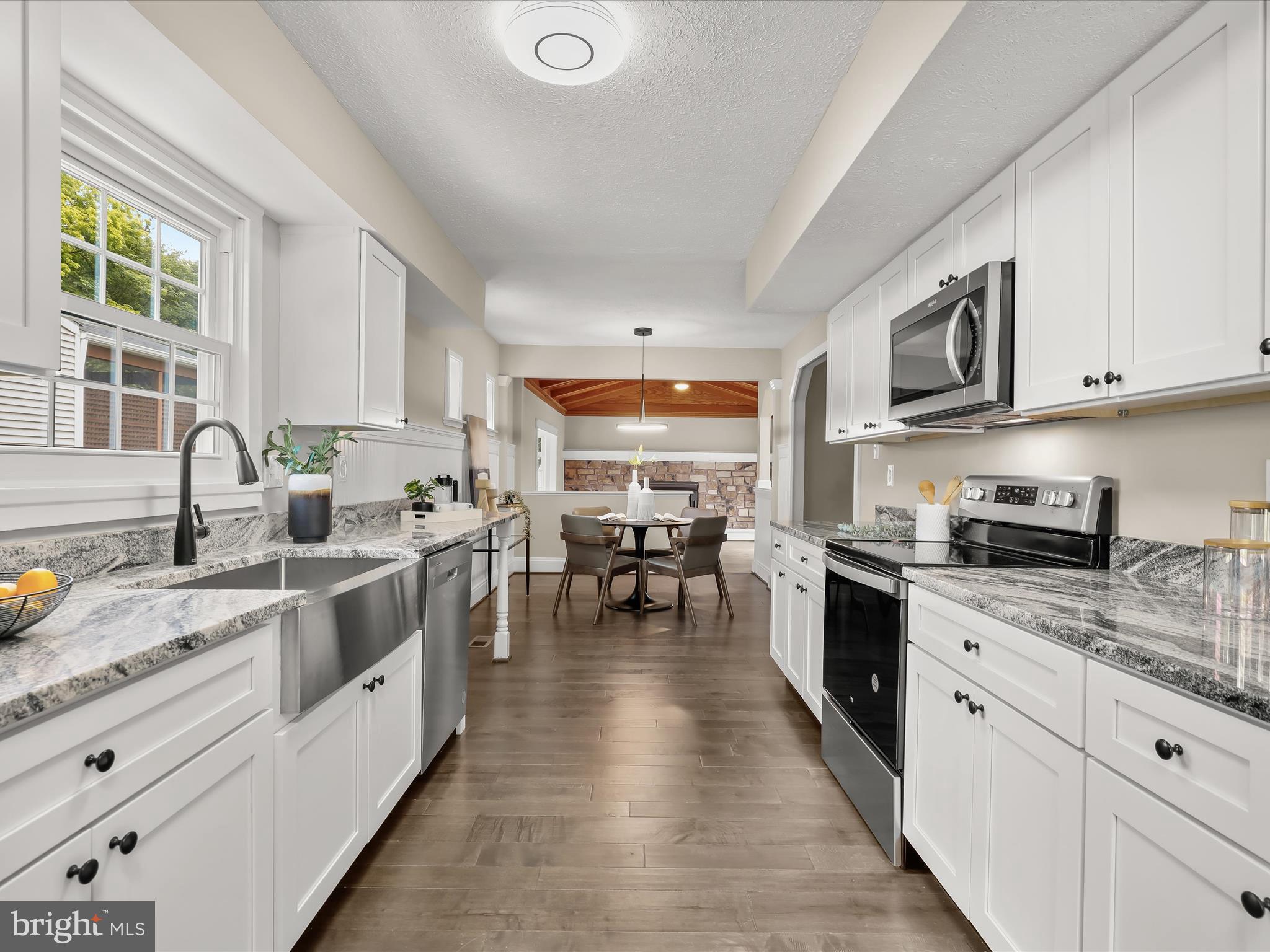 VILLAGE OF OWEN BROWN - Residential