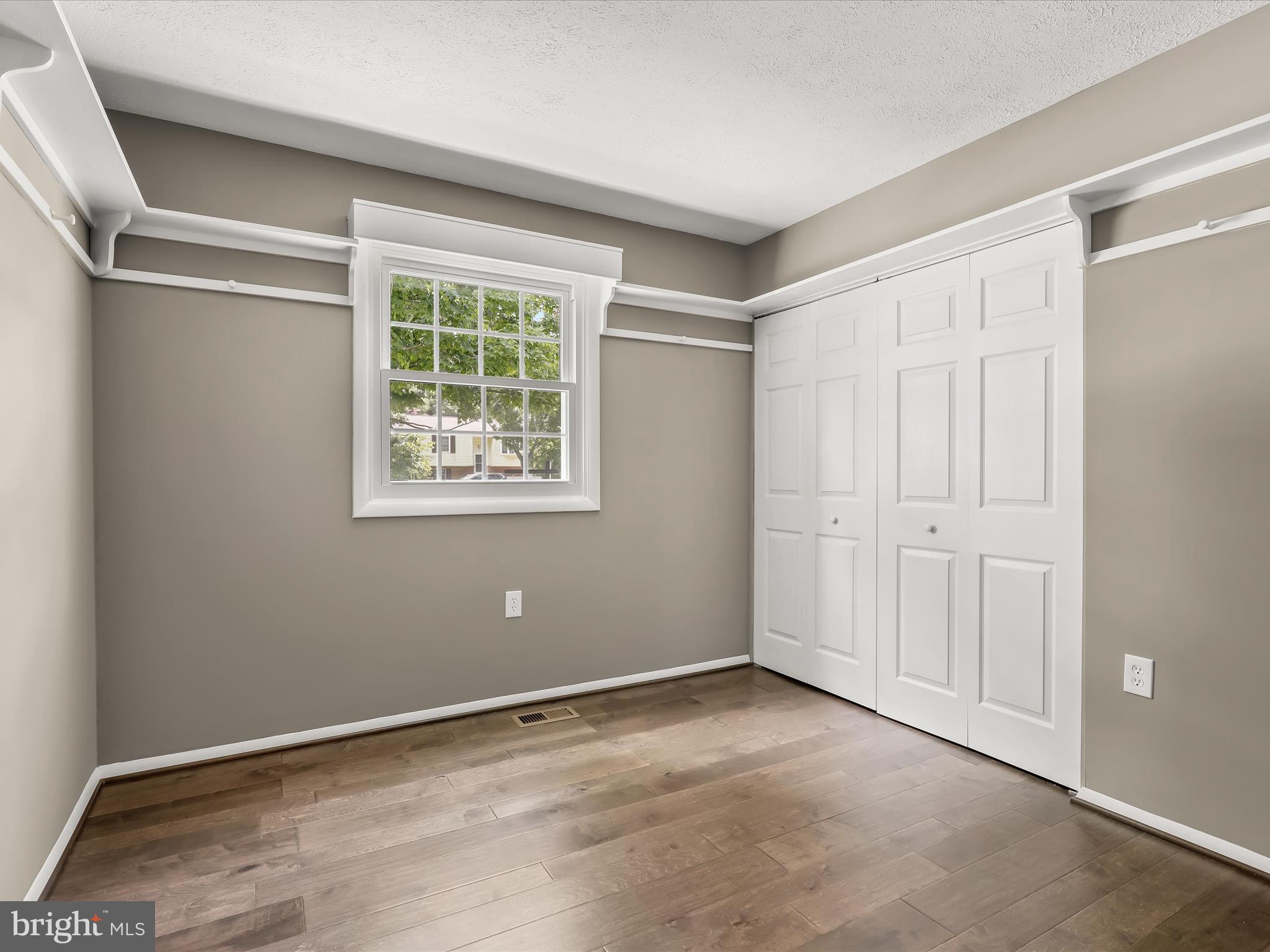 VILLAGE OF OWEN BROWN - Residential