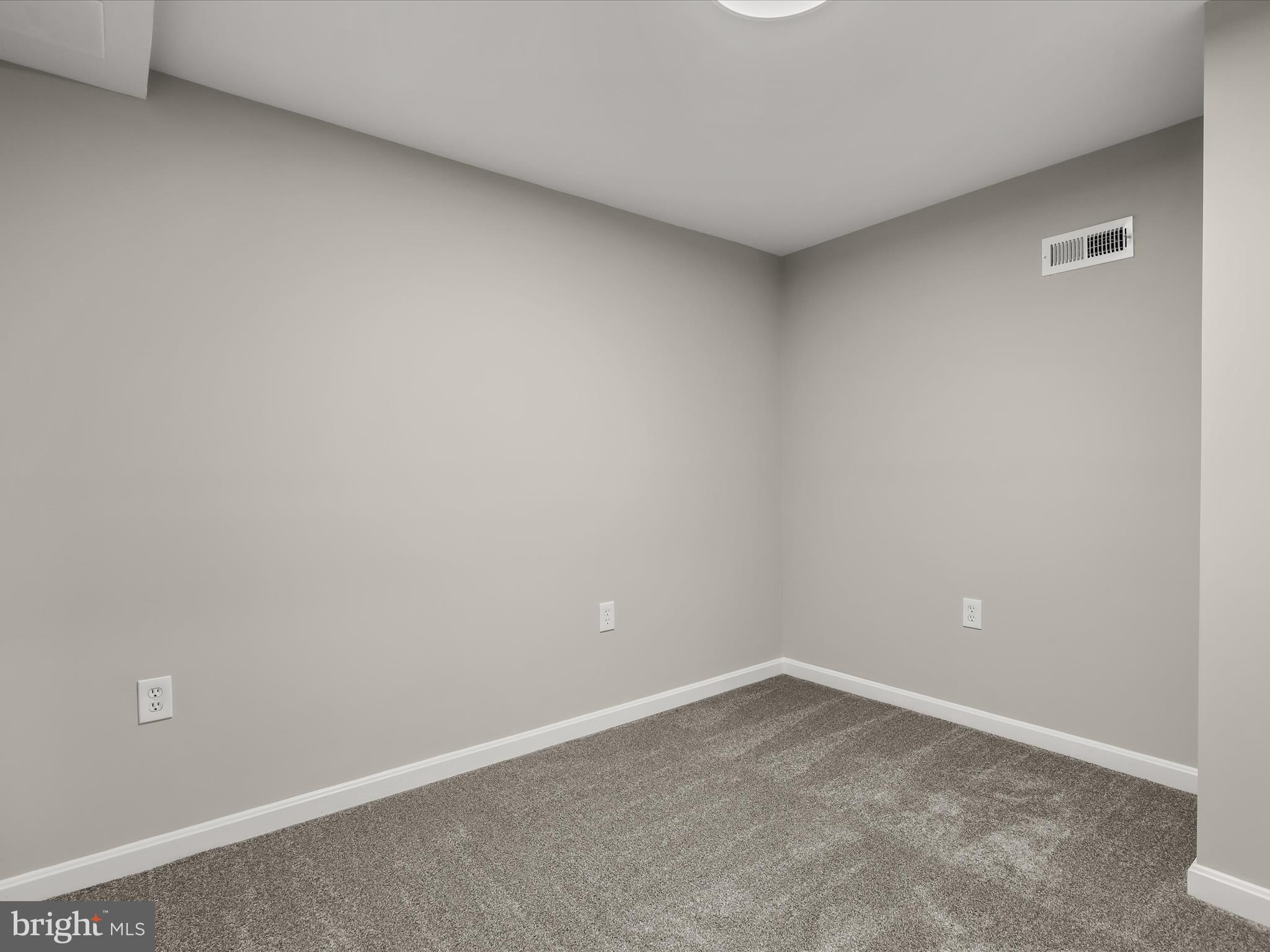 VILLAGE OF OWEN BROWN - Residential