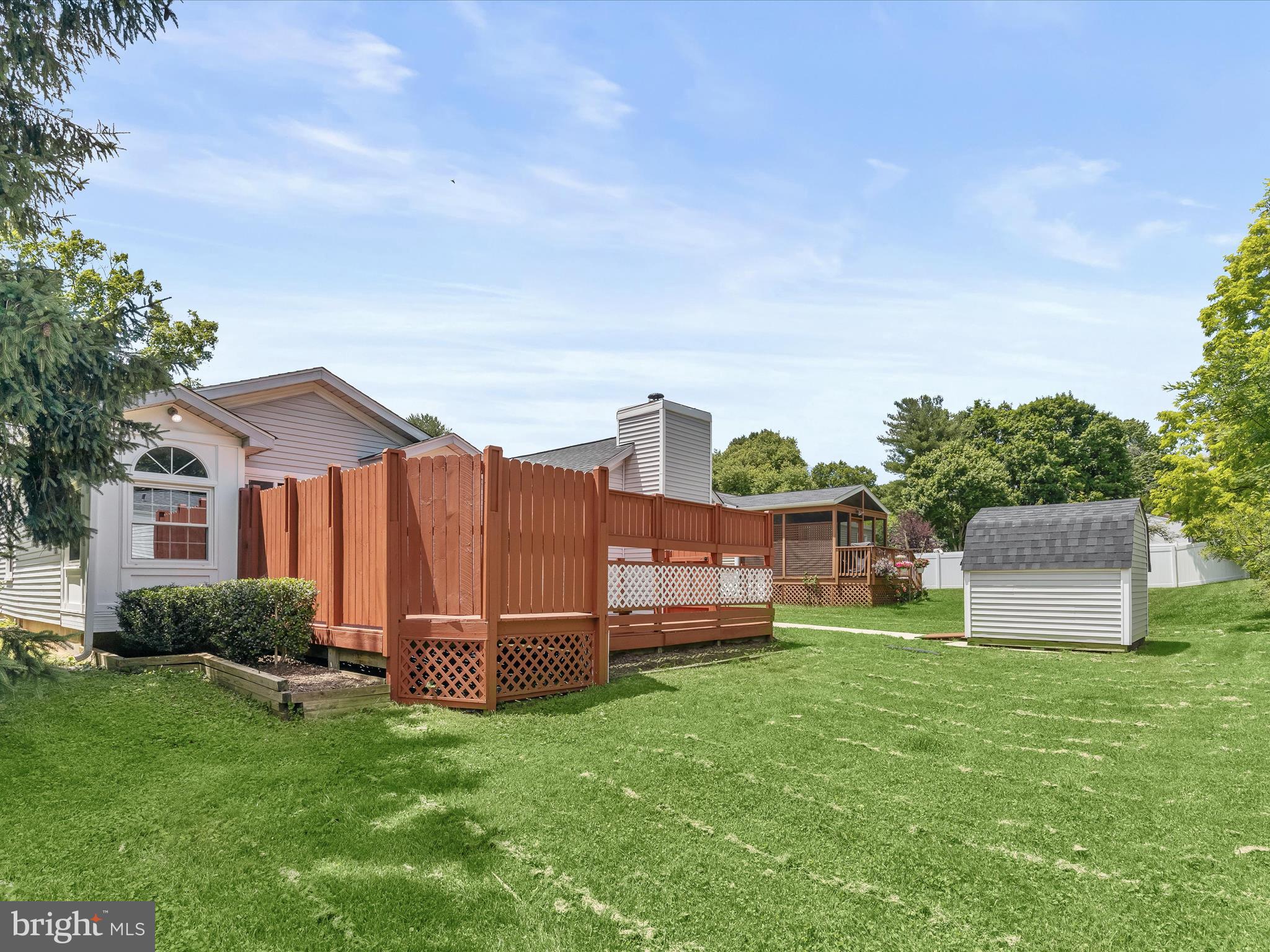 VILLAGE OF OWEN BROWN - Residential