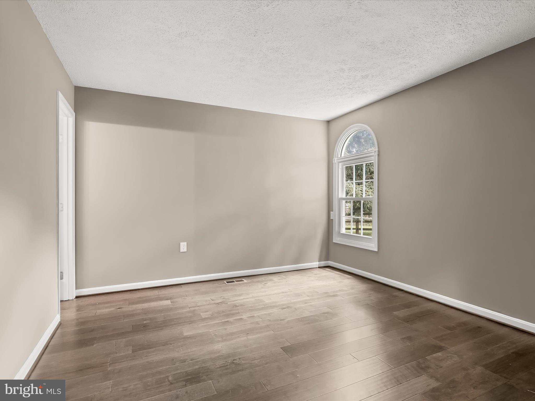 VILLAGE OF OWEN BROWN - Residential