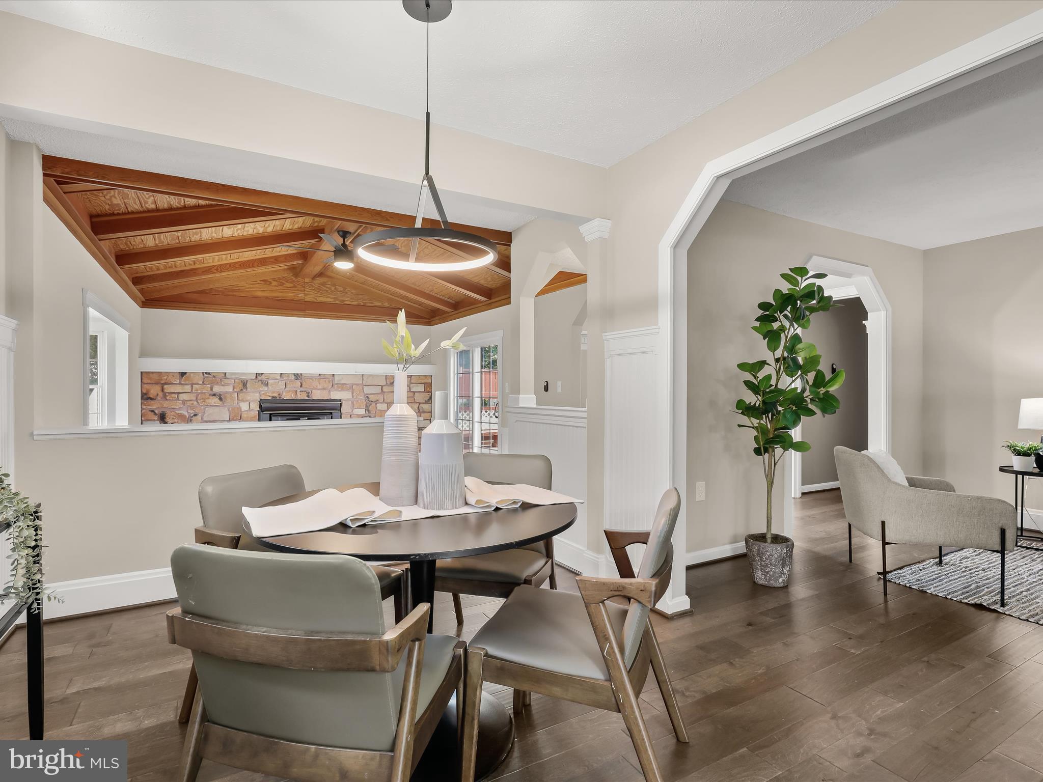 VILLAGE OF OWEN BROWN - Residential