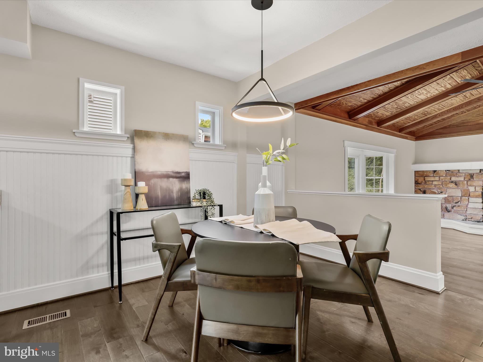 VILLAGE OF OWEN BROWN - Residential