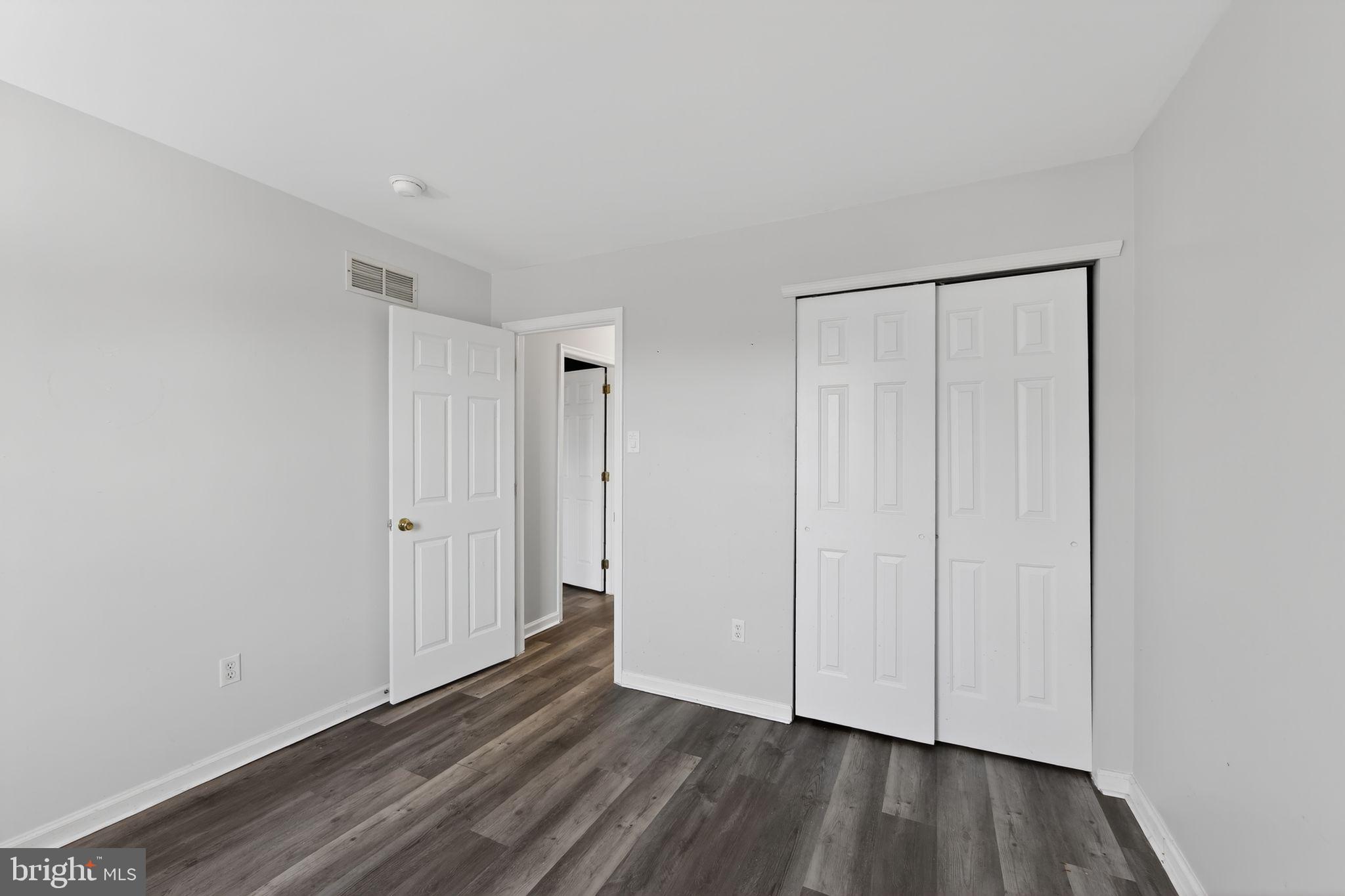 WATERFORD GREENE - Residential