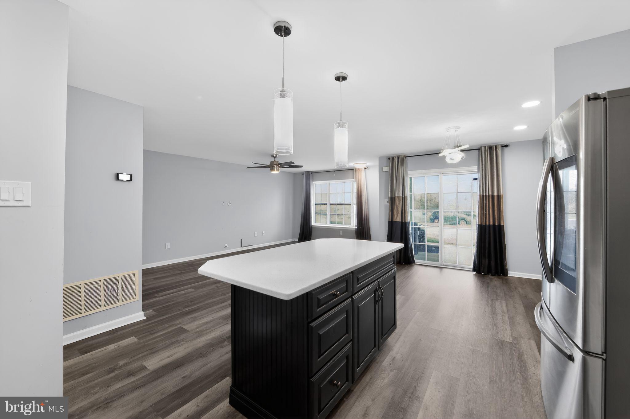 WATERFORD GREENE - Residential