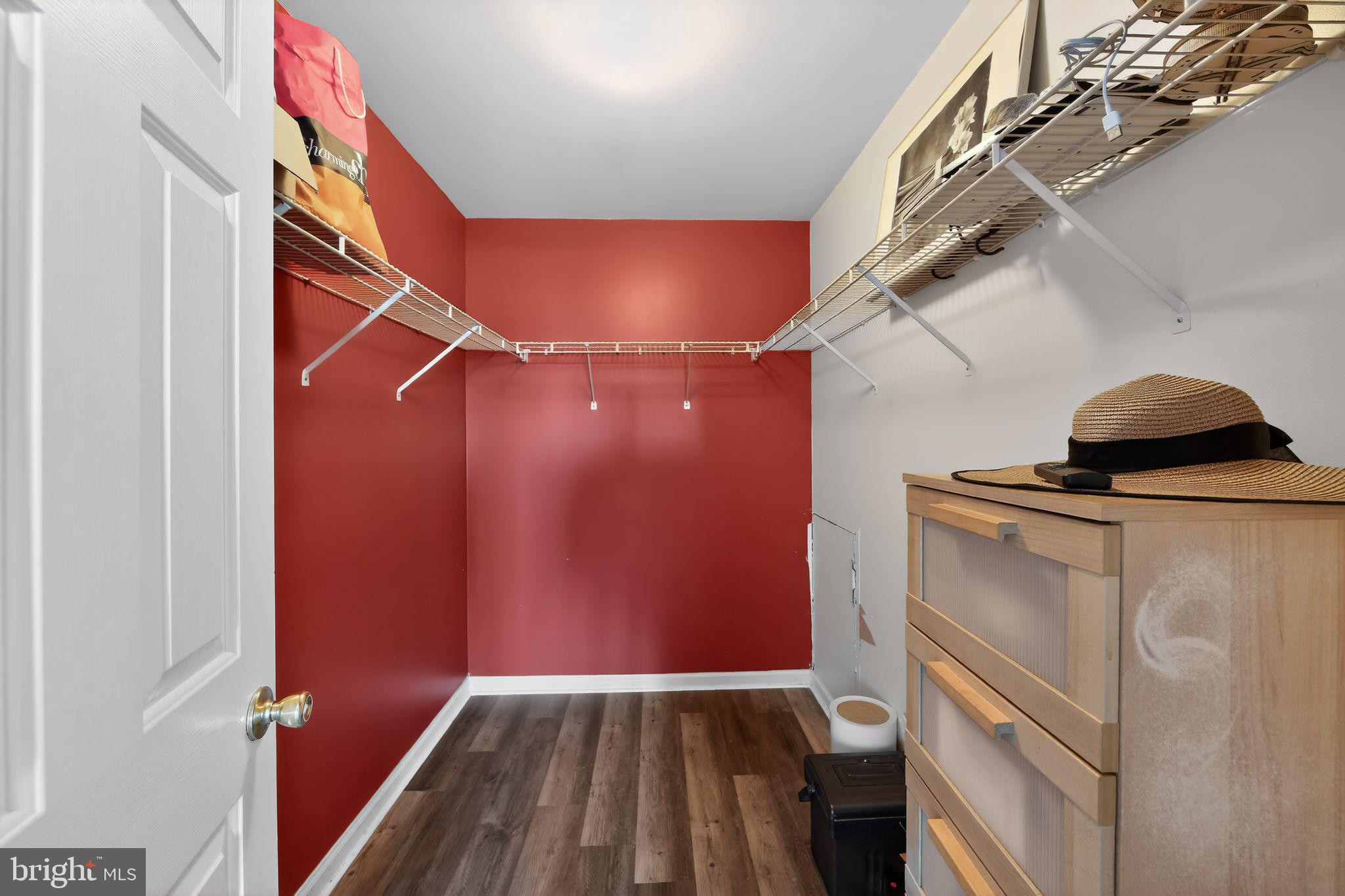 WATERFORD GREENE - Residential