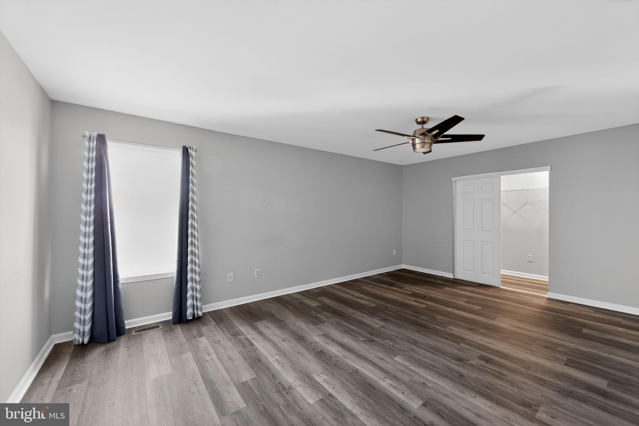 WATERFORD GREENE - Residential