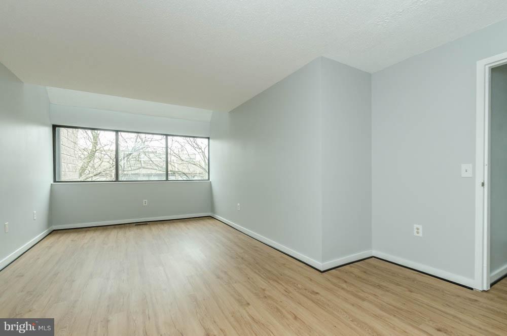 COLD SPRING NEWTOWN - Residential Lease