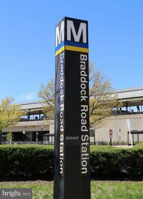 OLD TOWN COMMONS - Residential Lease