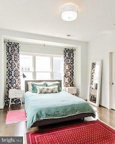 OLD TOWN COMMONS - Residential Lease