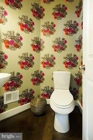 OLD TOWN COMMONS - Residential Lease