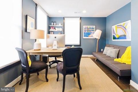 OLD TOWN COMMONS - Residential Lease