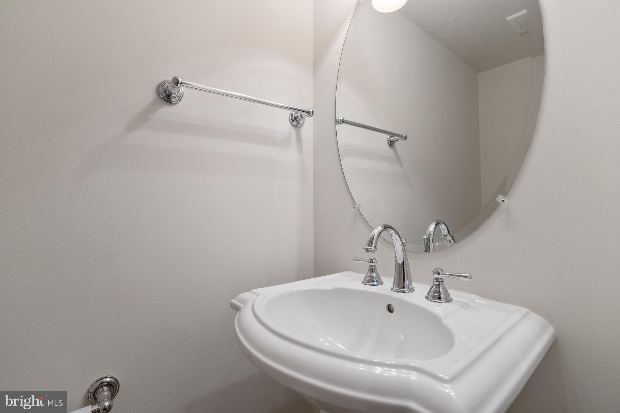 POTOMAC CLUB - Residential