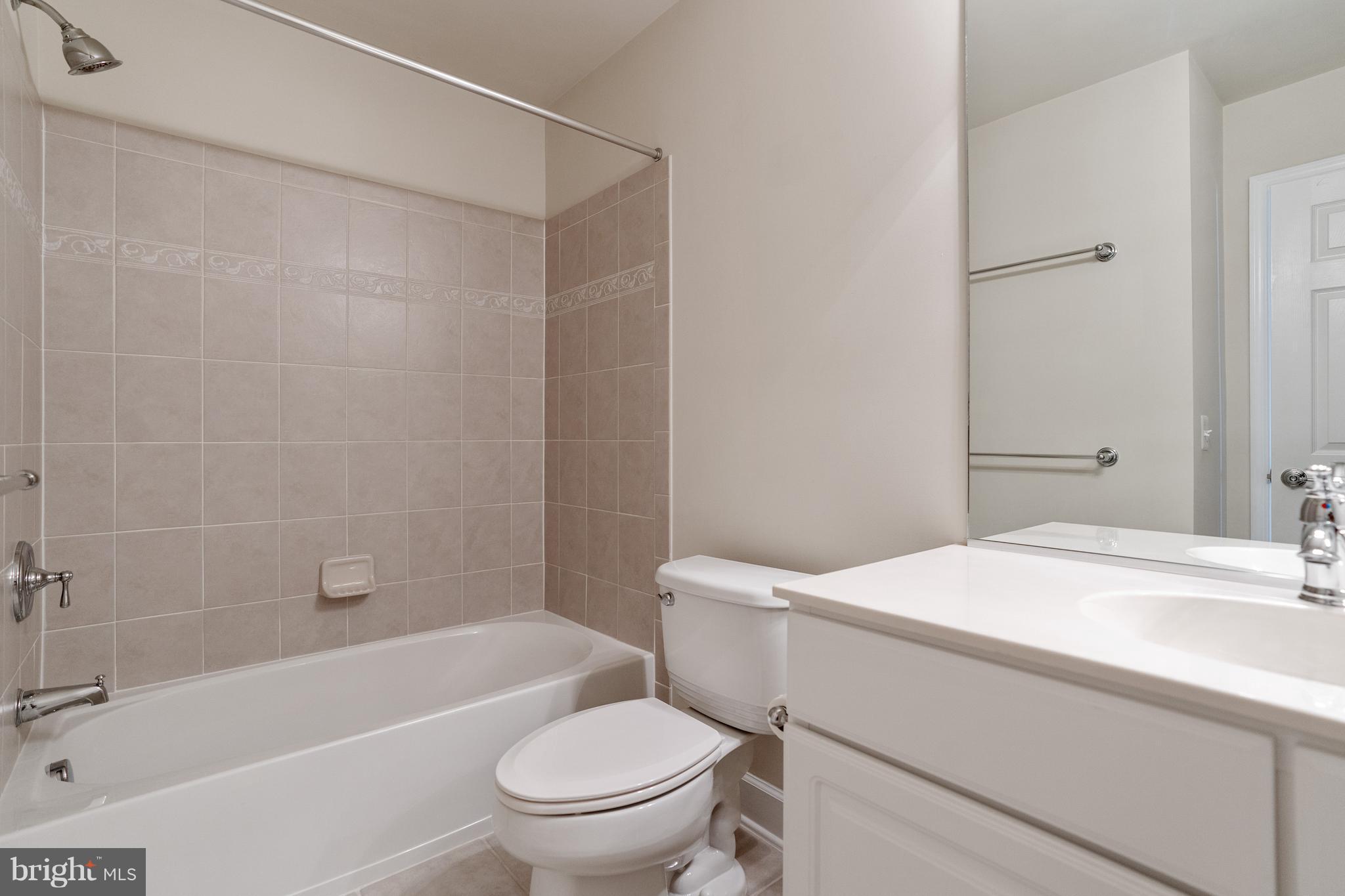 POTOMAC CLUB - Residential