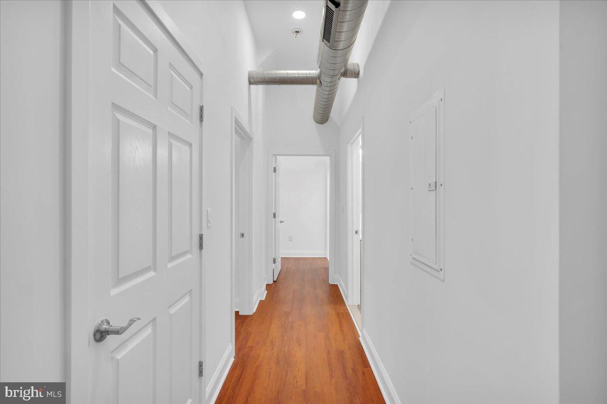 FAIRMOUNT - Residential Lease