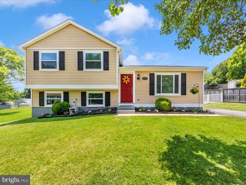 6911 KILLARNEY STREET CLINTON MD 20735