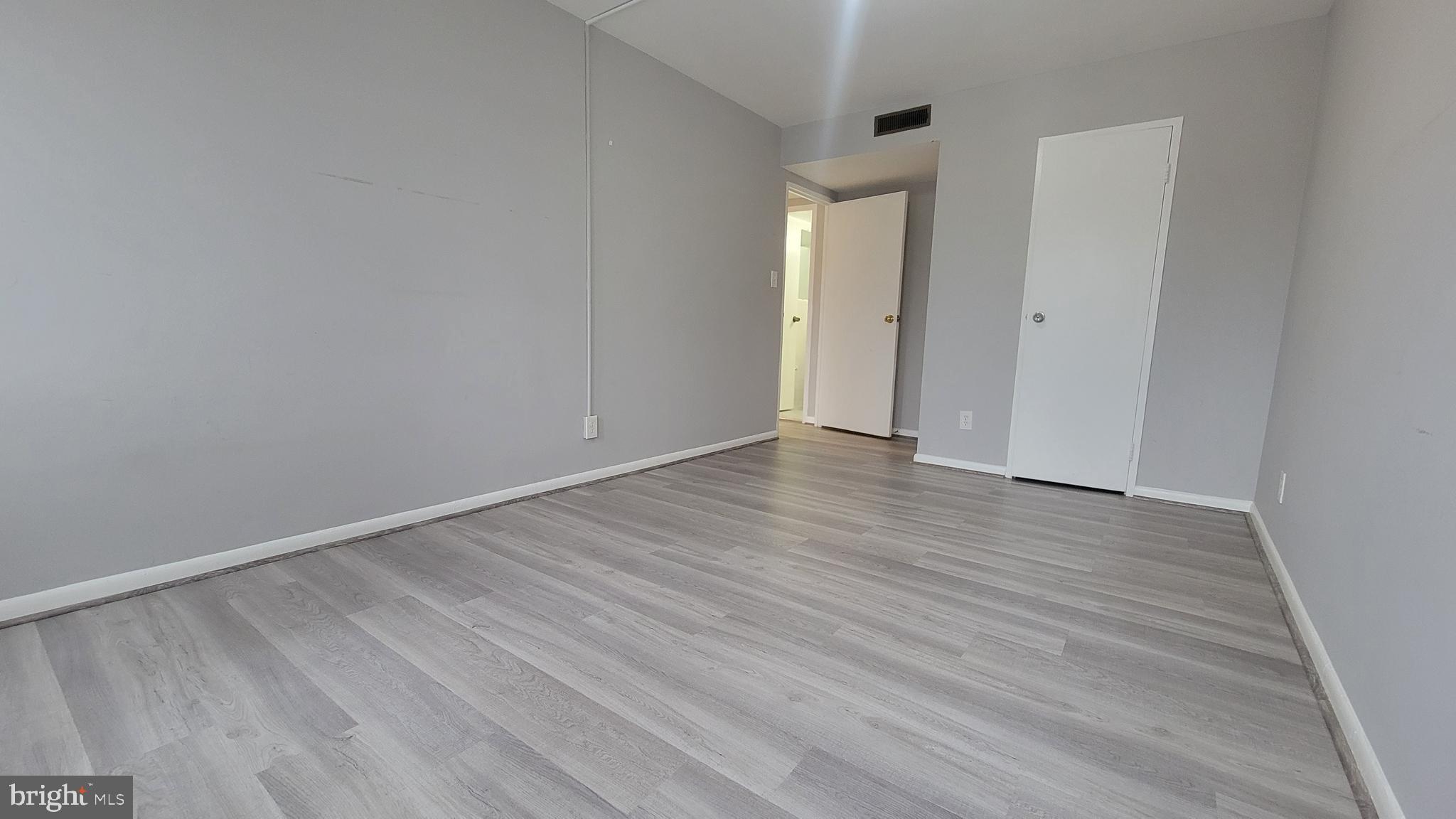 THE SEASONS - Residential Lease