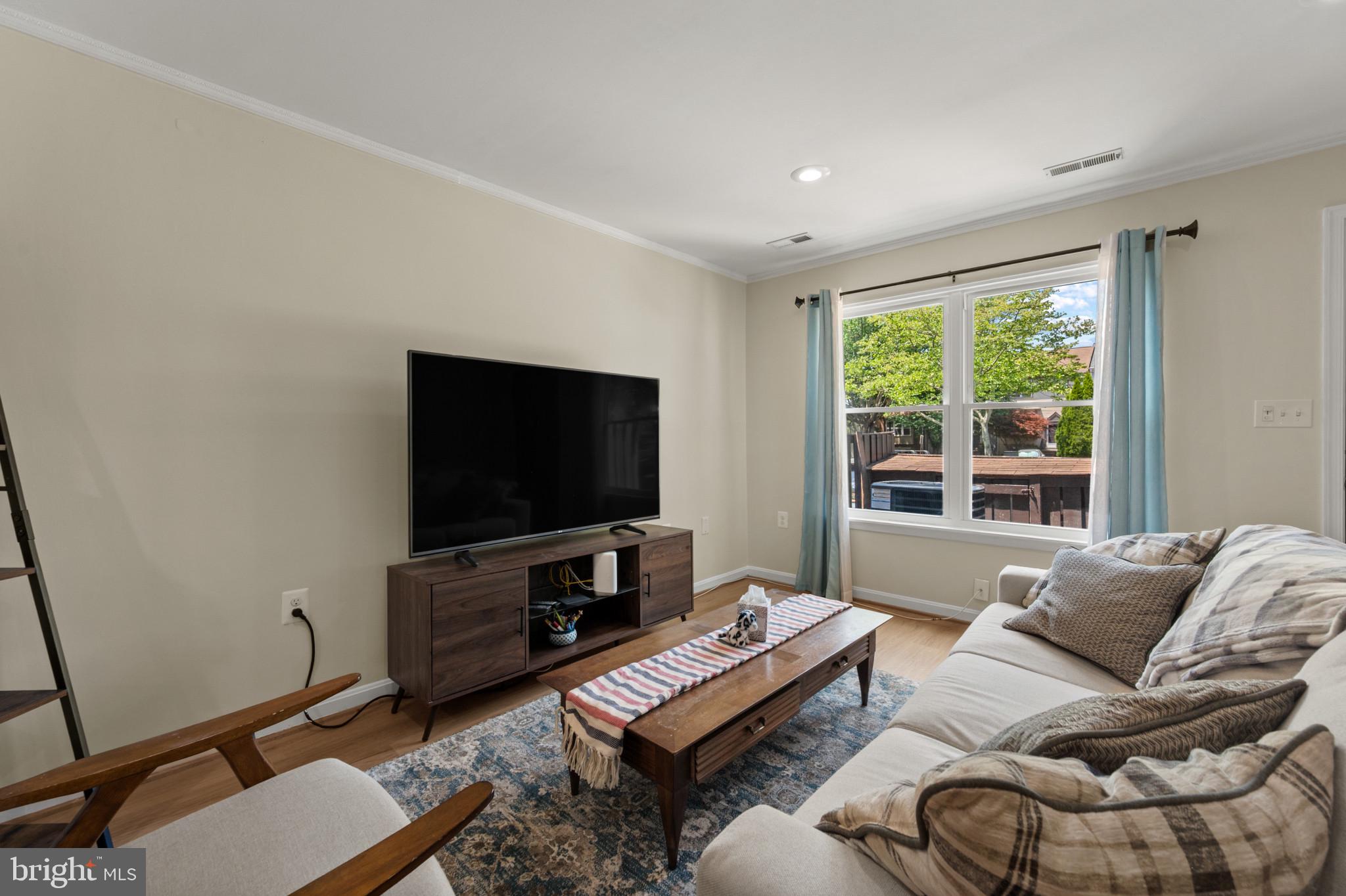 HOMELAND VILLAGE - Residential