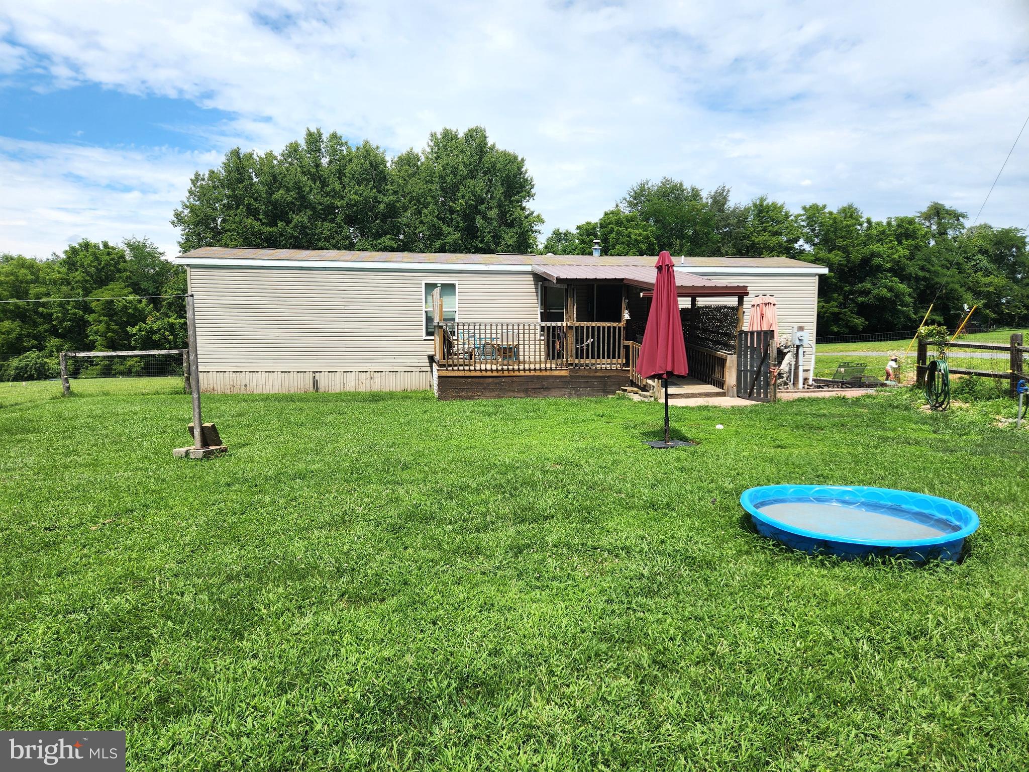 352 W RIDGE RD