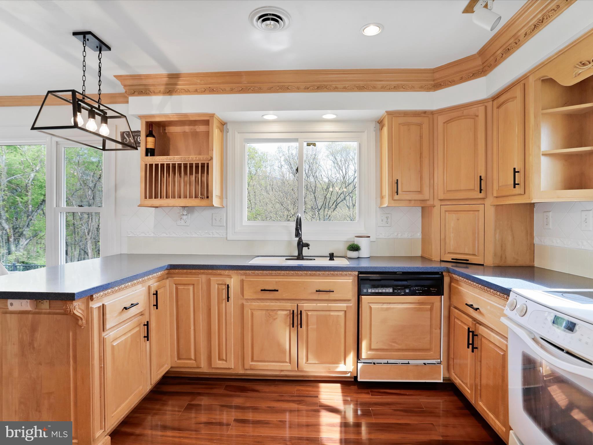 RAWLINGS HEIGHTS - Residential