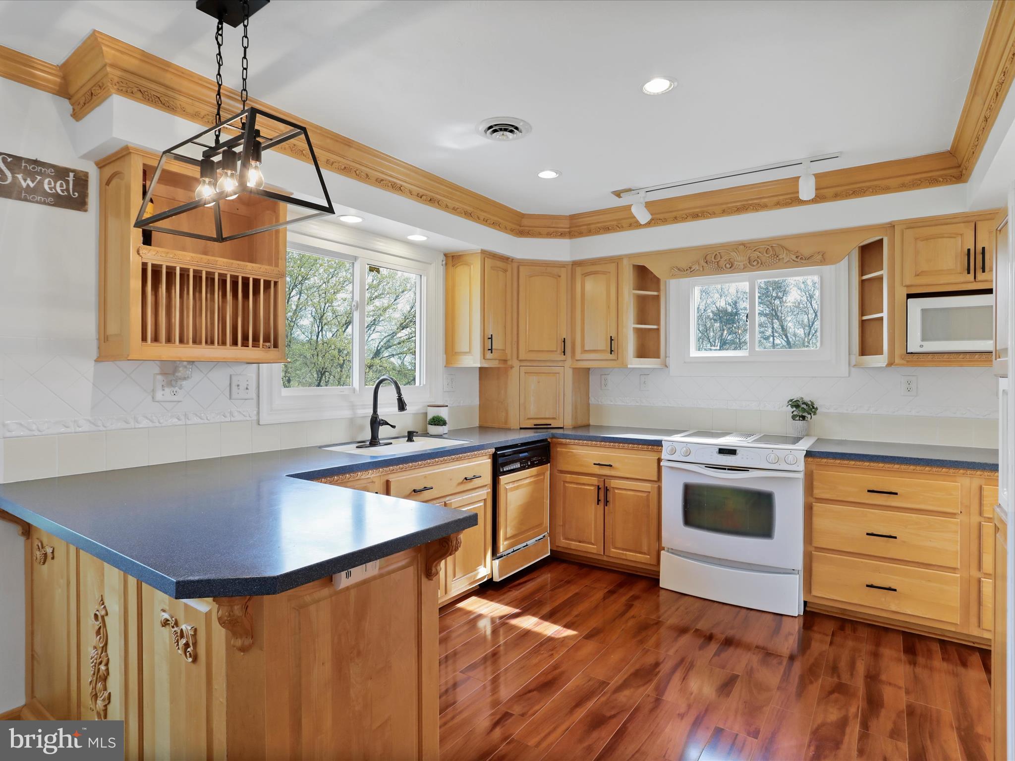 RAWLINGS HEIGHTS - Residential